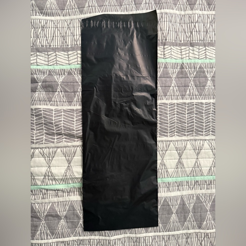 8”x20” Long Black Self-Sealing Polymailers - 25 Pack